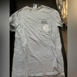 comfort colors shirt